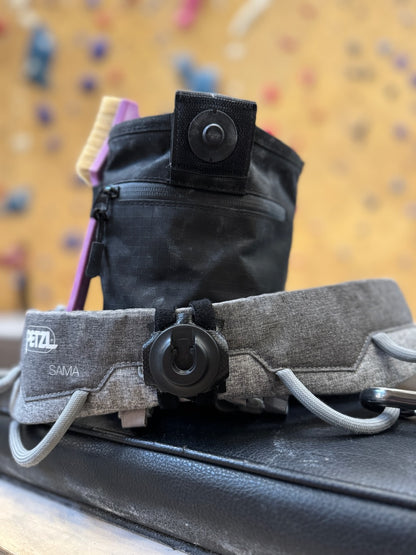 Quick Release Chalk Bag